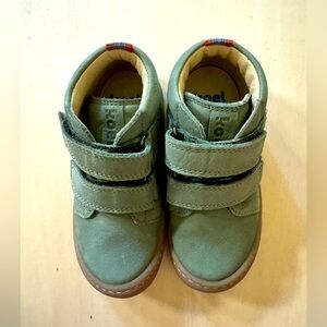NIB Koel Barefoot Toddler Shoes: Classic Bob Napa in Olive Green